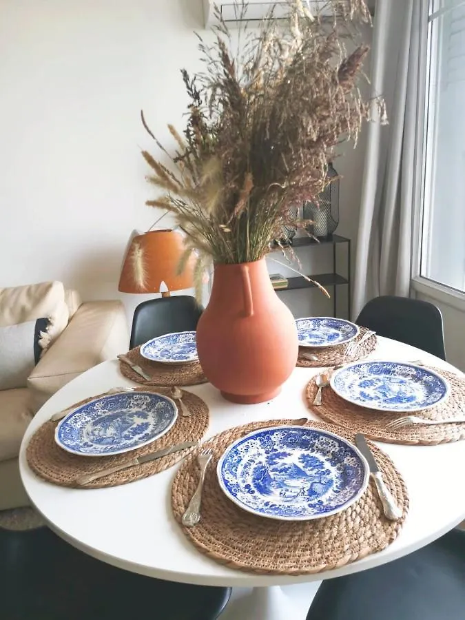 Massilia Calling Appartement Marseille Proche Metro Climatise Bien Decore