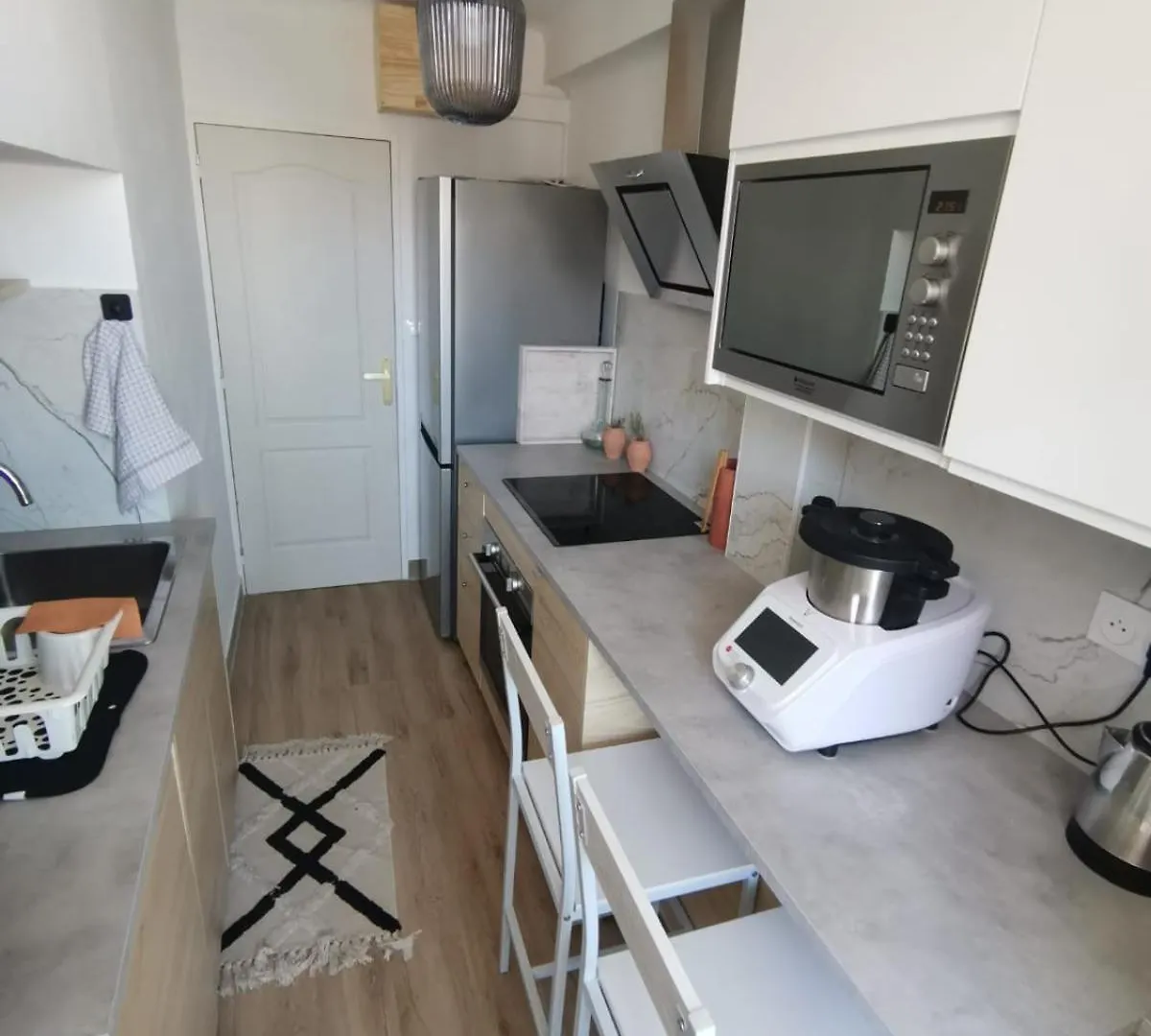 Apartment Massilia Calling Appartement Marseille Proche Metro Climatise Bien Decore